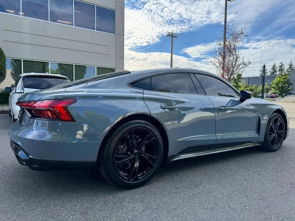 2023 Audi e-tron GT - Image 11 of 20