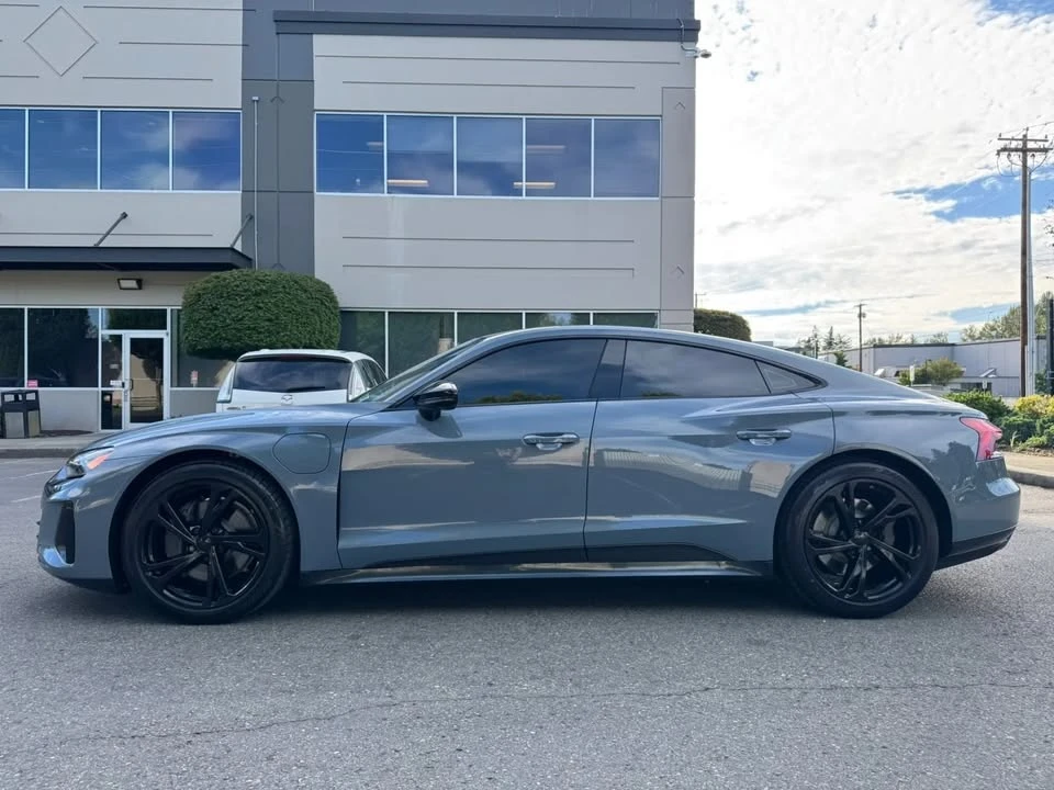 2023 Audi e-tron GT - Image 6 of 20