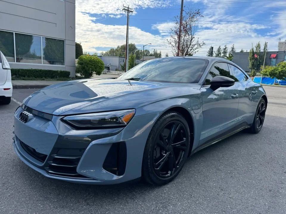 2023 Audi e-tron GT - Image 4 of 20