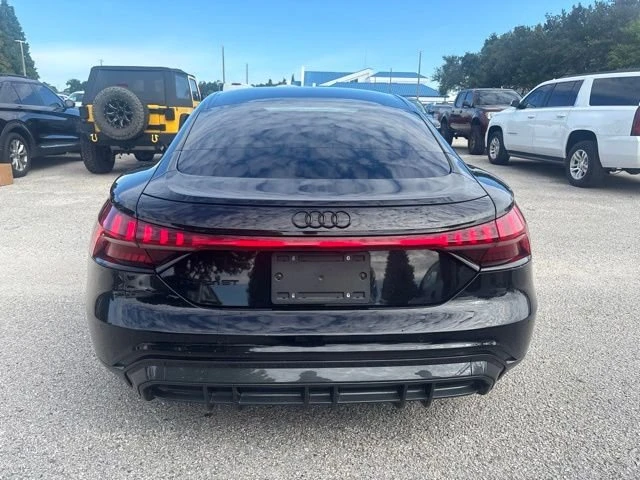 2023 Audi e-tron GT - Image 5 of 13