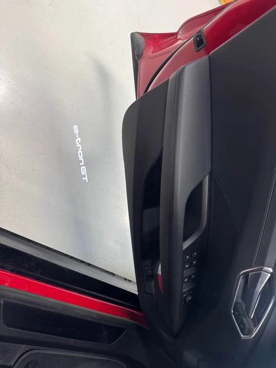 2023 Audi e-tron GT - Image 16 of 16
