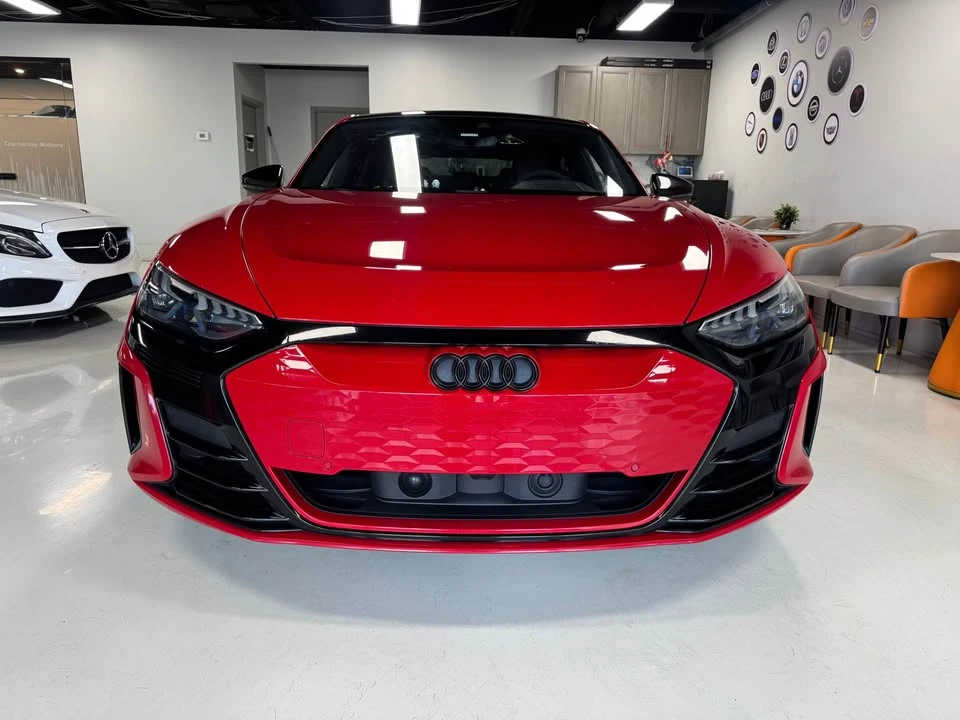 2023 Audi e-tron GT - Image 3 of 16
