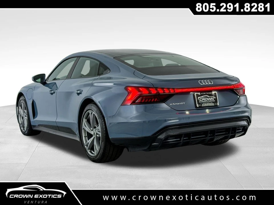 2023 Audi e-tron GT - Image 5 of 12