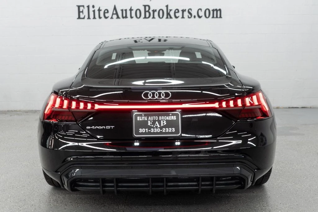 2023 Audi e-tron GT - Image 4 of 12