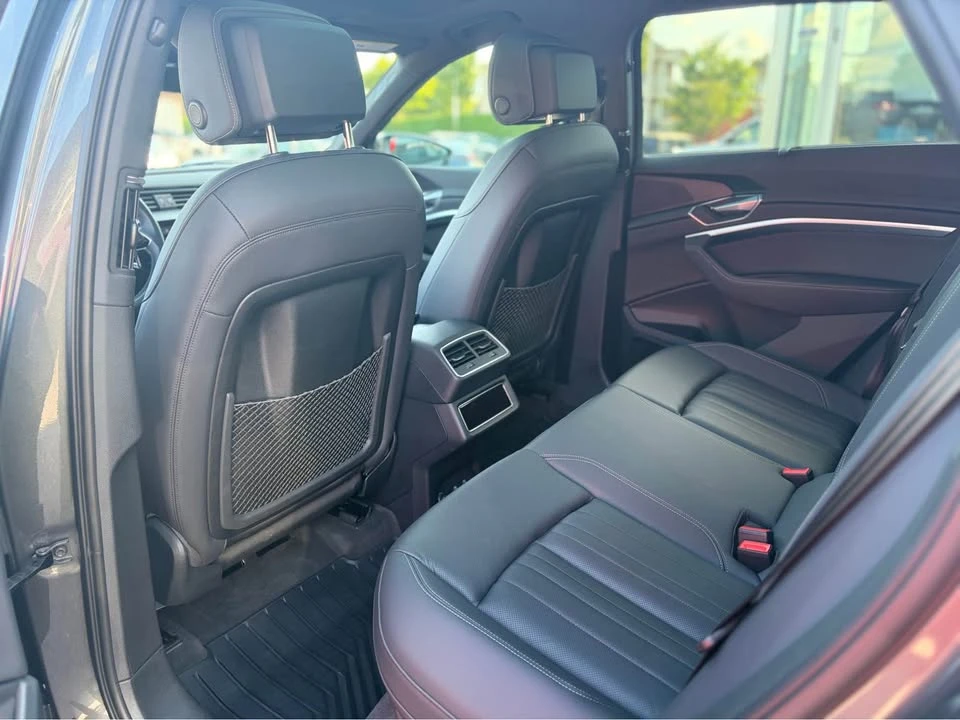 2023 Audi e-tron - Image 9 of 20
