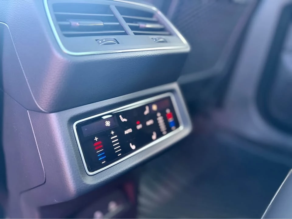 2023 Audi e-tron - Image 10 of 20