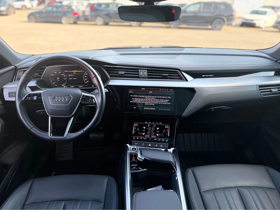 2023 Audi e-tron - Image 14 of 20