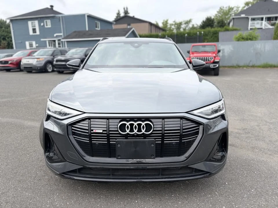 2023 Audi e-tron - Image 2 of 13
