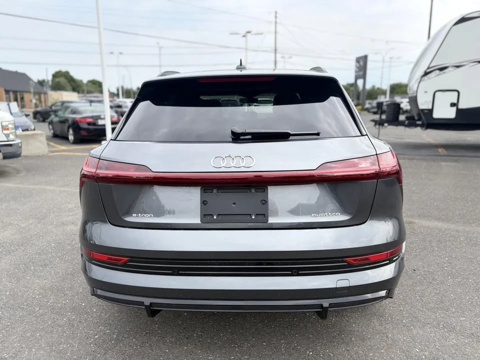 2023 Audi e-tron - Image 4 of 13