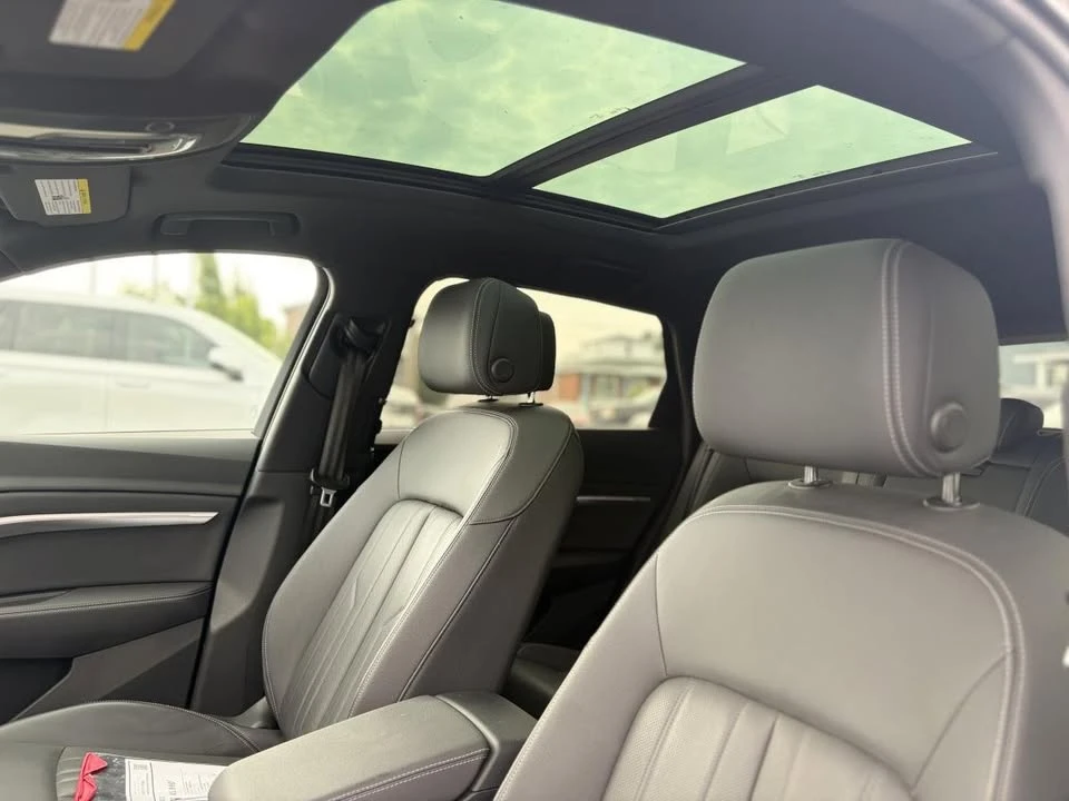 2023 Audi e-tron - Image 7 of 13