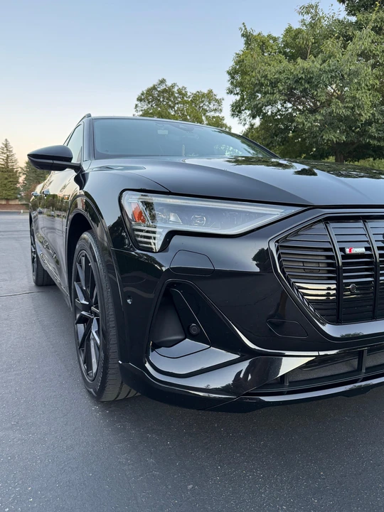 2023 Audi e-tron - Image 31 of 31