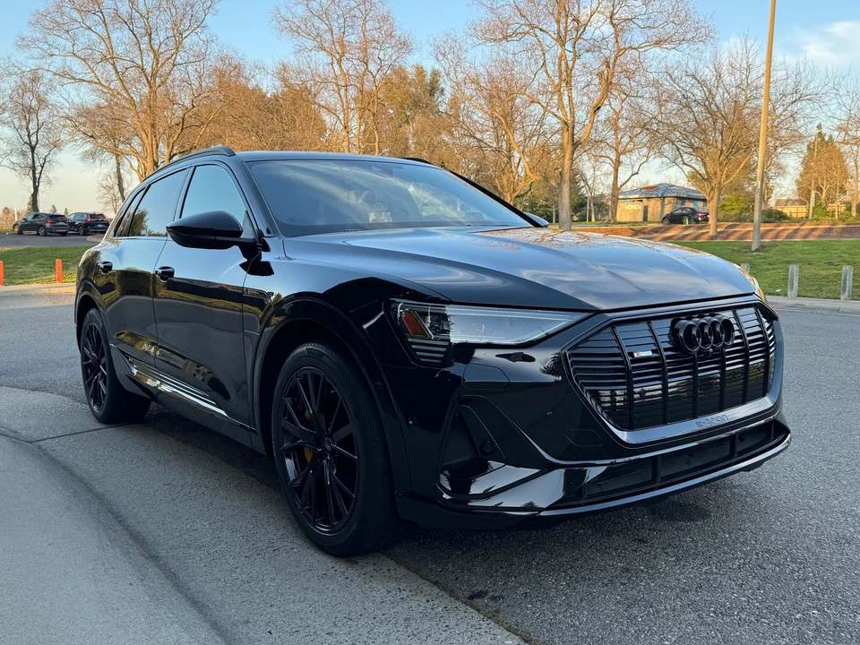 2023 Audi e-tron - Image 26 of 31