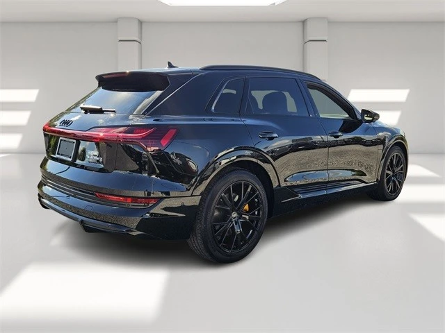 2023 Audi Q4 e-tron - Image 5 of 21