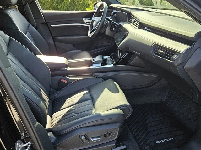 2023 Audi Q4 e-tron - Image 15 of 21