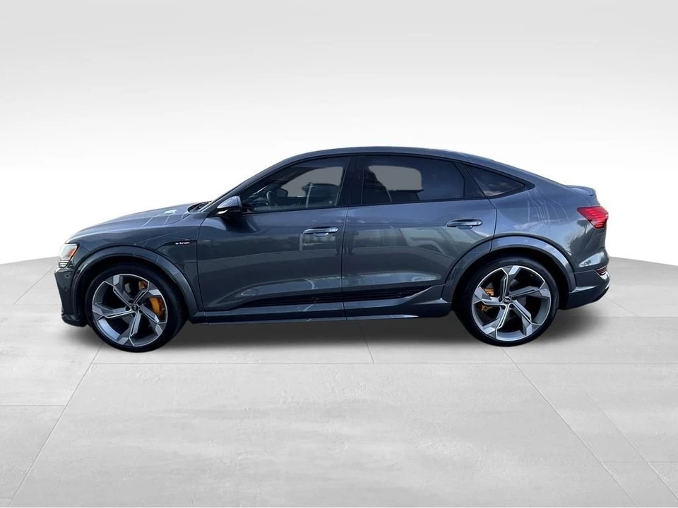 2023 Audi SQ8 e-tron - Image 7 of 12