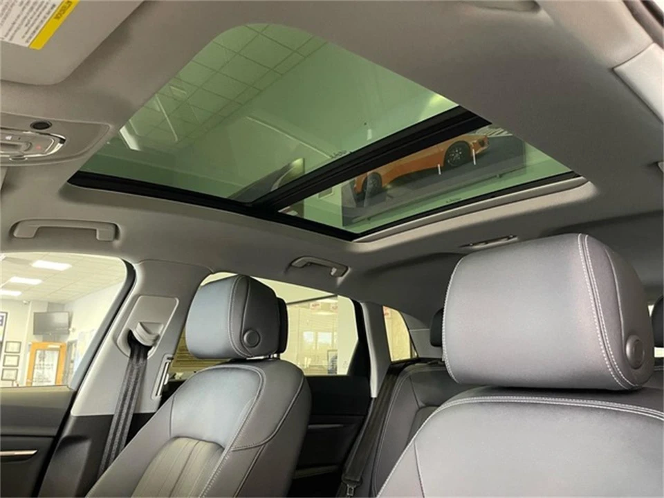 2023 Audi e-tron - Image 28 of 31