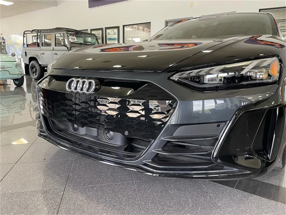 2023 Audi e-tron - Image 11 of 31