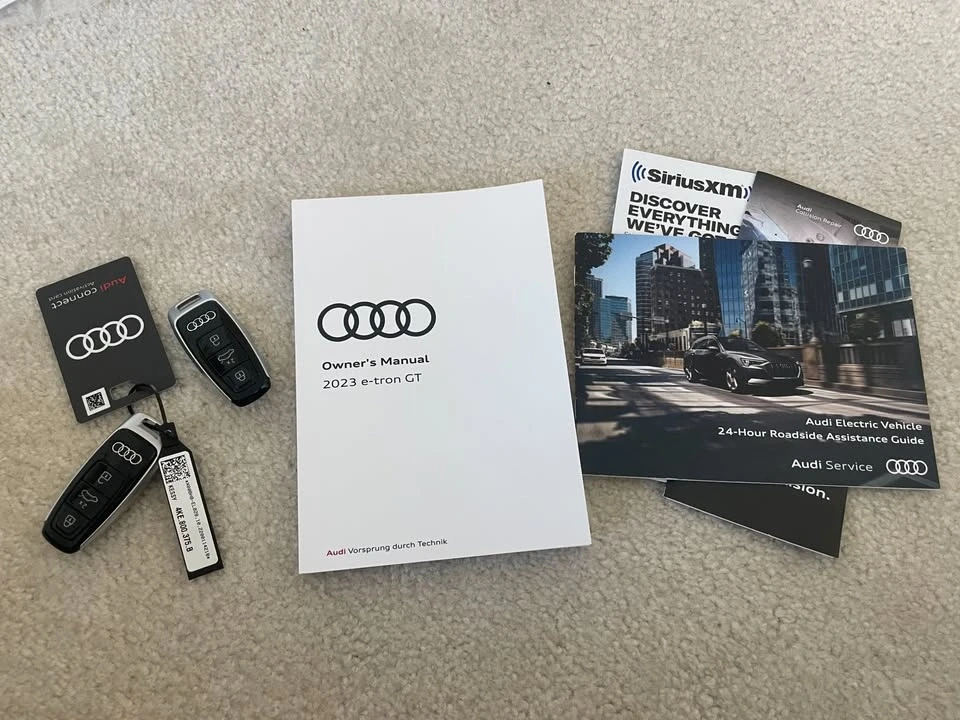 2023 Audi e-tron GT - Image 10 of 19