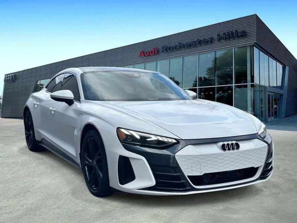 2023 Audi e-tron GT - Image 5 of 14