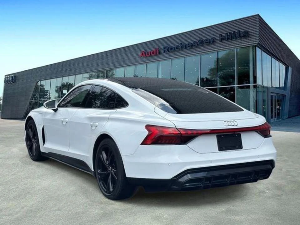2023 Audi e-tron GT - Image 3 of 14