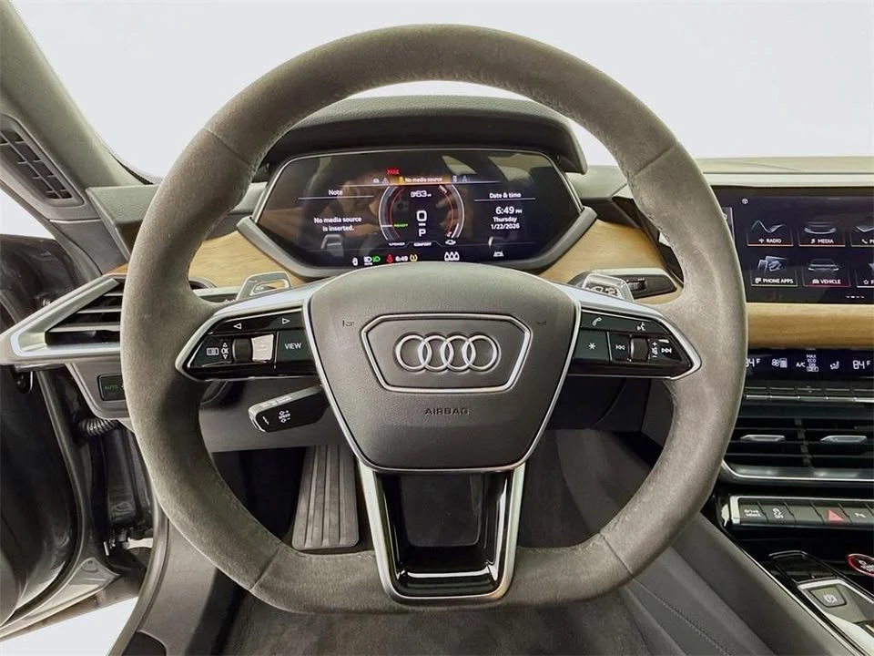 2023 Audi e-tron GT - Image 9 of 18
