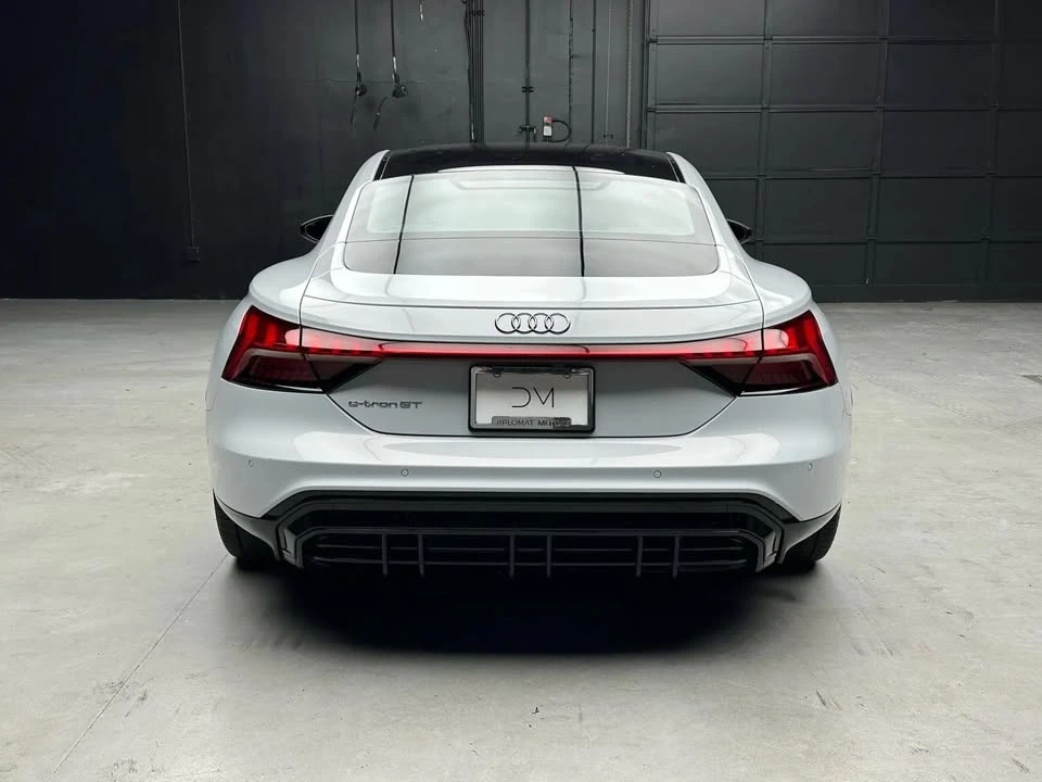 2023 Audi e-tron GT - Image 4 of 20