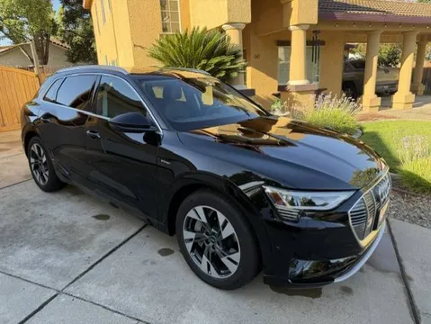 2023 Audi eTron Premium Plus