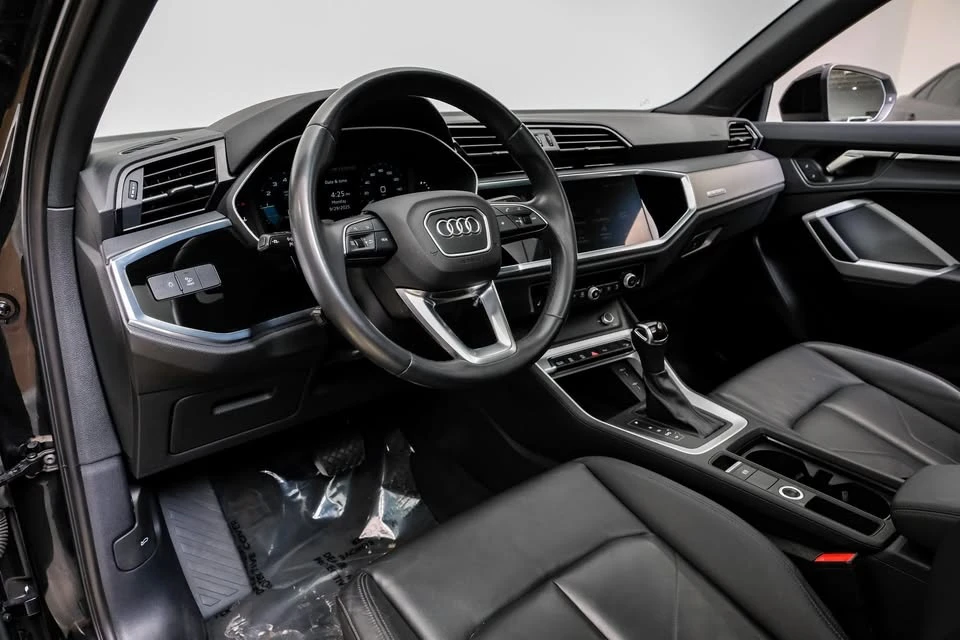 2023 Audi F3 Q3 - Image 2 of 18