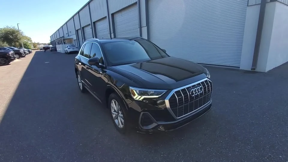2023 Audi F3 Q3 - Image 2 of 9