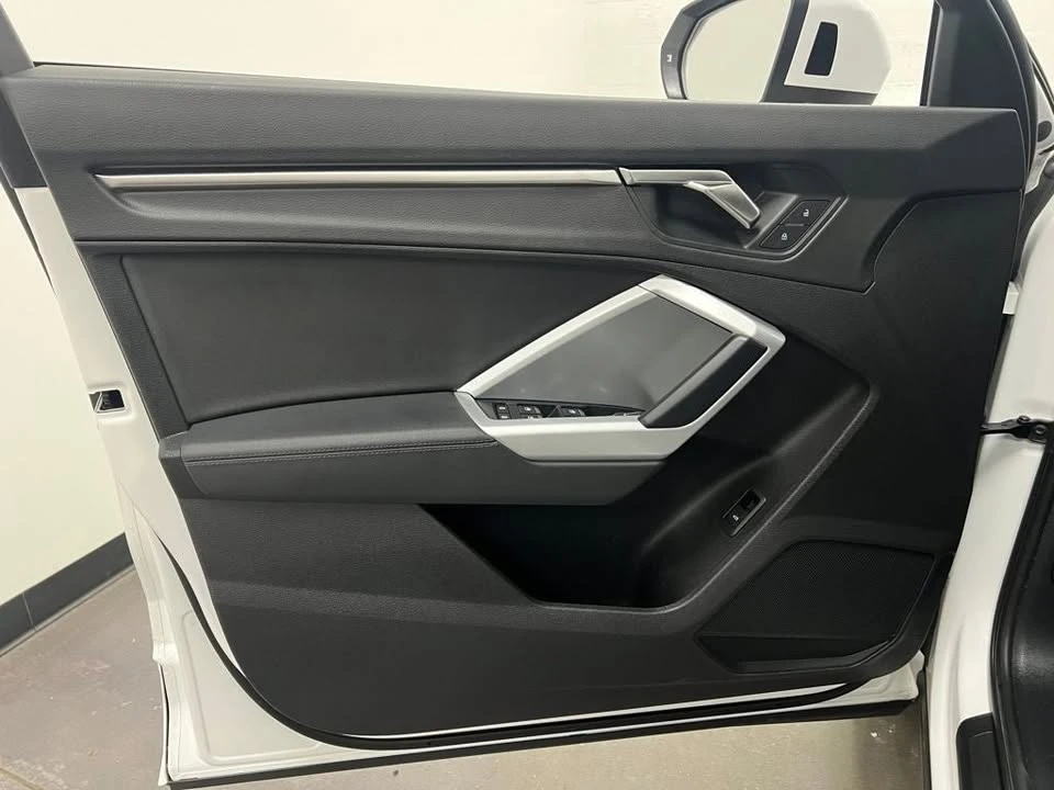2023 Audi F3 Q3 - Image 10 of 18