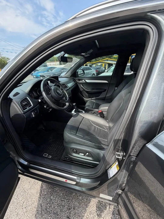 2023 Audi F3 Q3 - Image 6 of 7
