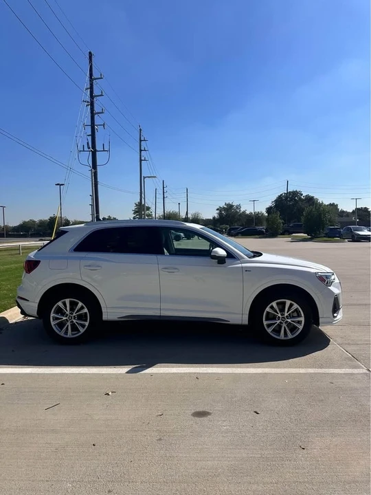 2023 Audi F3 Q3 - Image 4 of 9