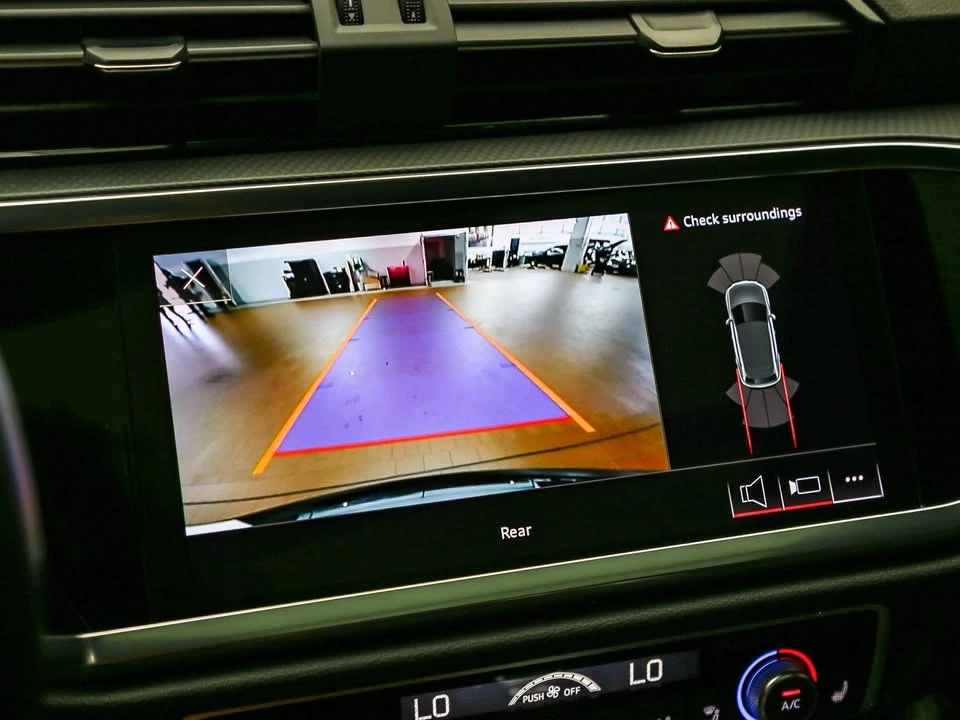 2023 Audi F3 Q3 - Image 8 of 17