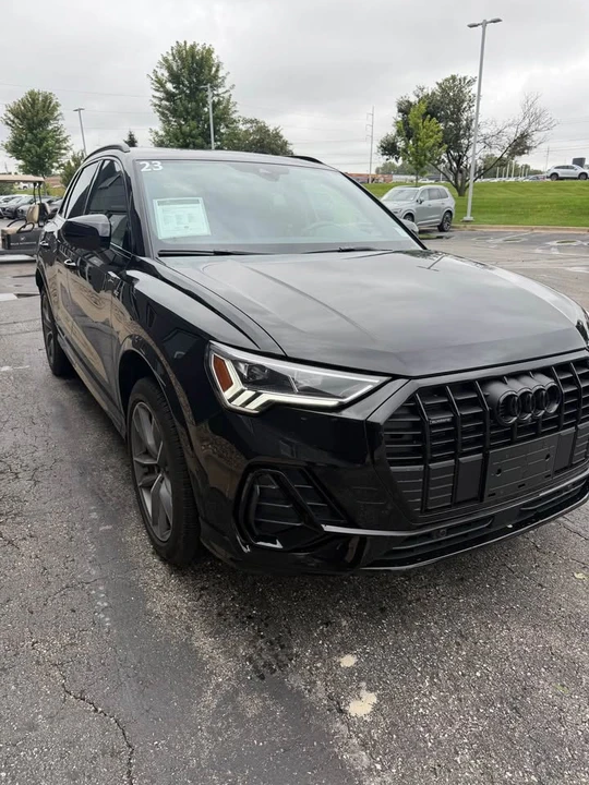 2023 Audi F3 Q3 - Image 2 of 17