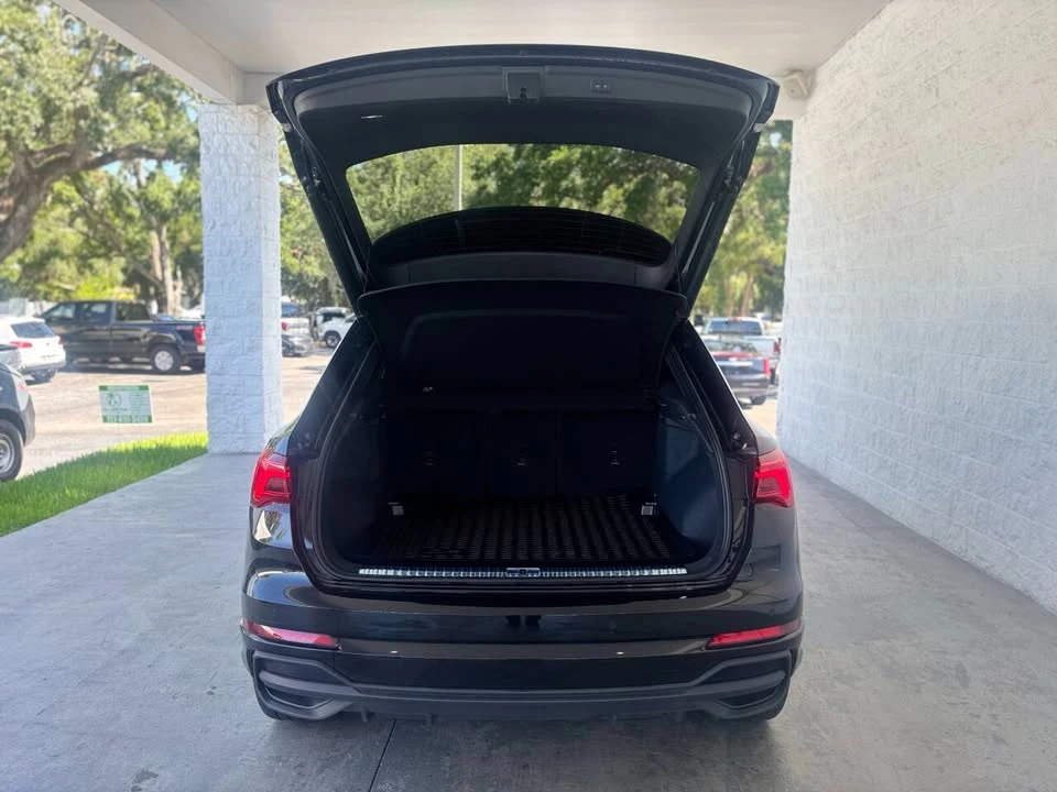 2023 Audi F3 Q3 - Image 12 of 17