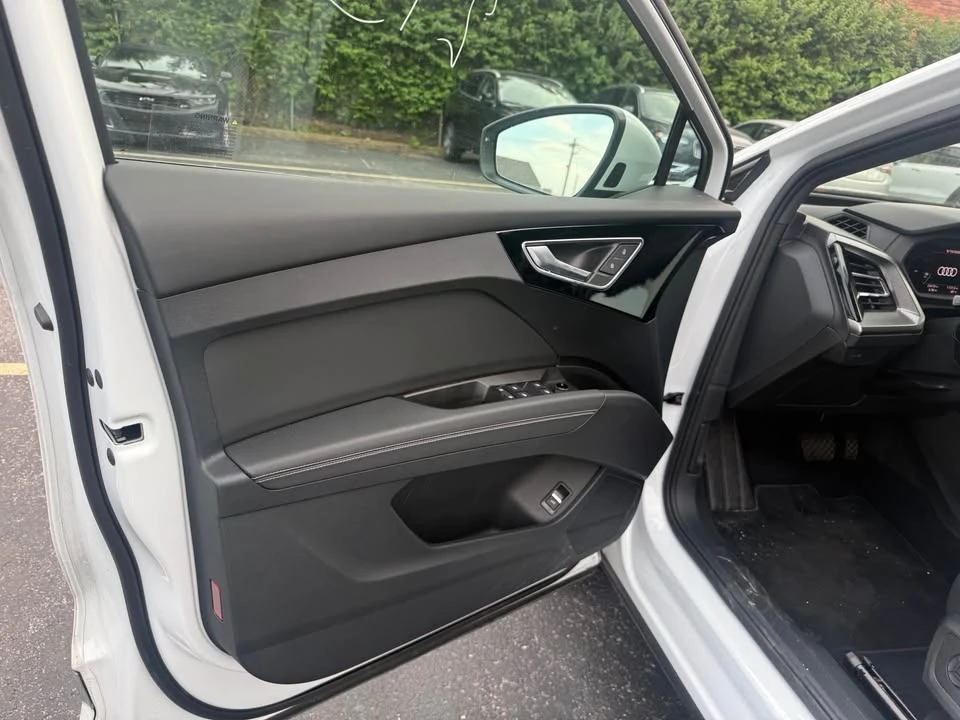 2023 Audi Q4 e-tron - Image 13 of 20