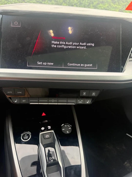 2023 Audi Q4 e-tron - Image 18 of 20