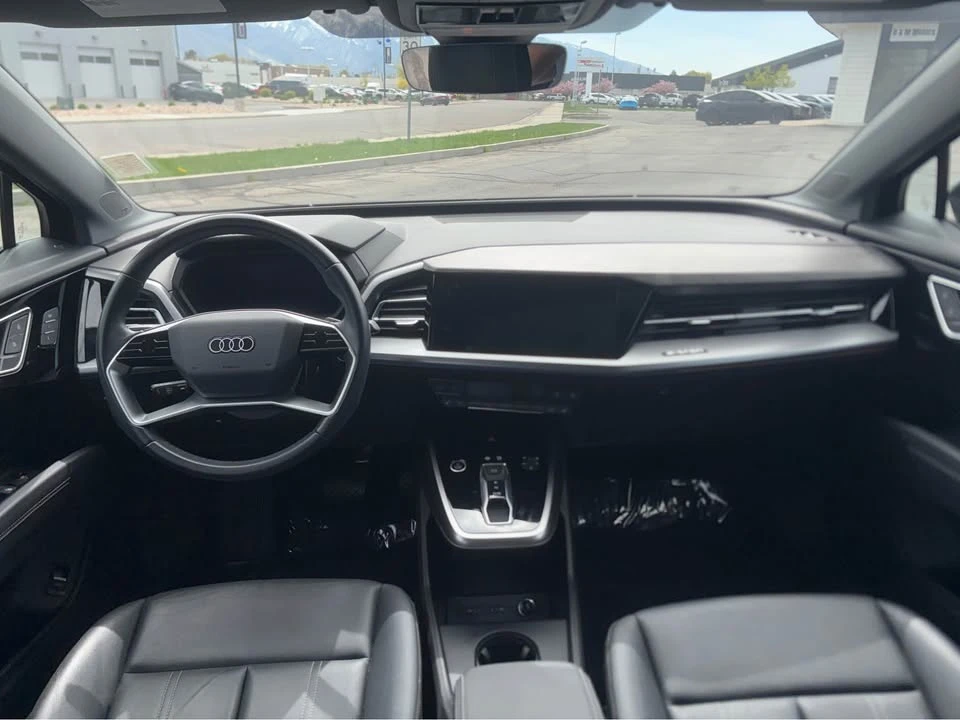 2023 Audi Q4 e-tron - Image 10 of 12