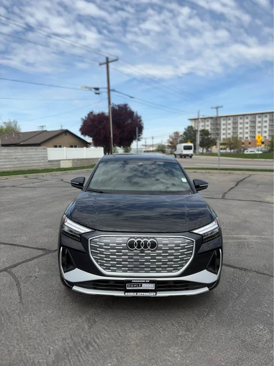 2023 Audi Q4 e-tron - Image 3 of 12