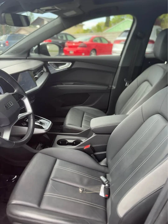 2023 Audi Q4 e-tron - Image 11 of 12
