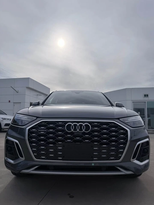 2023 Audi FY Q5 - Image 2 of 18