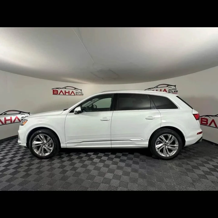 2023 Audi 4M Q7 - Image 2 of 17