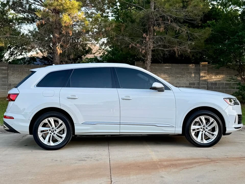2023 Audi 4M Q7 - Image 2 of 17