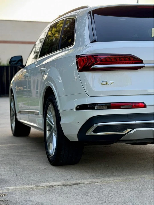2023 Audi 4M Q7 - Image 9 of 17