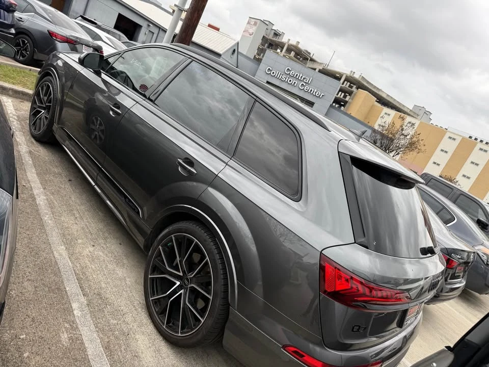 2023 Audi 4M Q7 - Image 2 of 4
