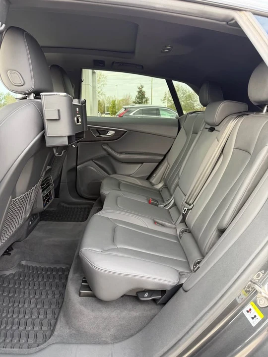 2023 Audi Q8 - Image 10 of 12