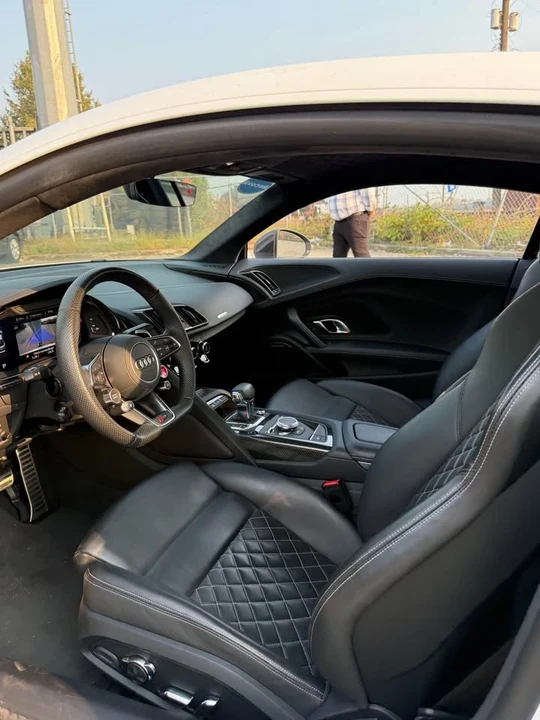 2023 Audi 4S R8 - Image 14 of 15