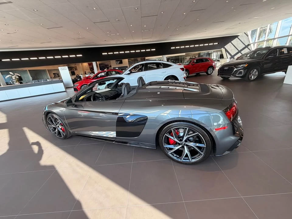 2023 Audi 4S R8 - Image 2 of 5