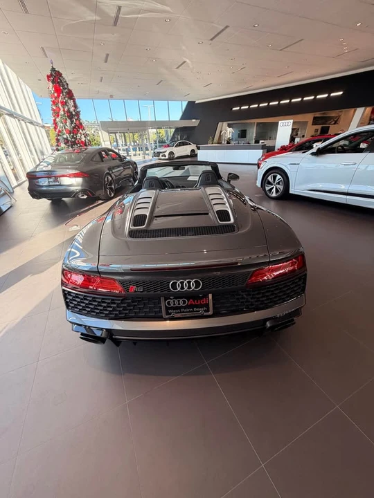 2023 Audi 4S R8 - Image 3 of 5