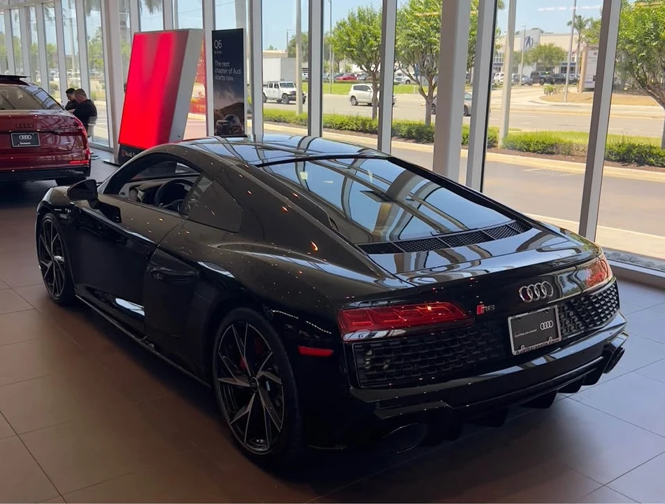 2023 Audi 4S R8 - Image 7 of 10